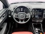Volvo XC40 2.0 T4 Inscription | Trekhaak | Stoelverwarming | Parkeer camera | BLIS | Leder | Parkeersensoren | Cruise control | Metallic lak |