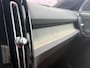 Volvo XC40 2.0 T4 Inscription | Trekhaak | Stoelverwarming | Parkeer camera | BLIS | Leder | Parkeersensoren | Cruise control | Metallic lak |