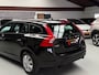 Volvo V60 1.6 T3 Momentum Bluetooth