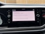 Volkswagen Polo 1.0 TSI R-Line Edition Navigatiesysteem | Parkeersensoren voor en achter | Metallic lak | Airconditioning | Adaptieve cruise control | Multifunctioneel stuurwiel | Getint glas
