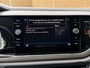 Volkswagen Polo 1.0 TSI R-Line Edition Navigatiesysteem | Parkeersensoren voor en achter | Metallic lak | Airconditioning | Adaptieve cruise control | Multifunctioneel stuurwiel | Getint glas