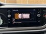 Volkswagen Polo 1.0 TSI R-Line Edition Navigatiesysteem | Parkeersensoren voor en achter | Metallic lak | Airconditioning | Adaptieve cruise control | Multifunctioneel stuurwiel | Getint glas