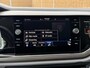 Volkswagen Polo 1.0 TSI R-Line Edition Navigatiesysteem | Parkeersensoren voor en achter | Metallic lak | Airconditioning | Adaptieve cruise control | Multifunctioneel stuurwiel | Getint glas
