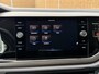 Volkswagen Polo 1.0 TSI R-Line Edition Navigatiesysteem | Parkeersensoren voor en achter | Metallic lak | Airconditioning | Adaptieve cruise control | Multifunctioneel stuurwiel | Getint glas