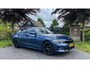 BMW 3-Serie 318i High Executive | 19 Inch | Sfeerverlichting | Sportstoelen | NL-Auto |