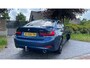 BMW 3-Serie 318i High Executive | 19 Inch | Sfeerverlichting | Sportstoelen | NL-Auto |