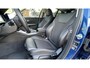 BMW 3-Serie 318i High Executive | 19 Inch | Sfeerverlichting | Sportstoelen | NL-Auto |