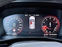 Volvo XC40 1.5 T2 R-Design | Keyless entry/start | Stoel en stuurverwarming | Parkeersensoren V+A | Parkeercamera | Extra getint glas | 19" lm velgen | Apple carplay/android auto |