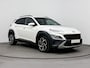 Hyundai Kona 1.6 GDI HEV FASHION DESIGN | OUTLETDEAL! | HYBRID | AUTOMAAT | NAVI | CLIMA | CAMERA | CRUISE ADAPTIEF | HUD | DODEHOEK DETECTIE | APPLE CARPLAY & ANDROID AUTO | 18'' LM VELGEN | FABRIEKSGARANTIE GELDIG T/M 5-2028! |