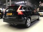 Volvo V60 2.4 D5 Twin Engine Momentum I AWD I Clima I Cruise I Navi I Xenon I Stoelverw I 17inch I 3-2027 Apk + Kln Brt I Euro 6 .
