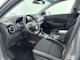 Hyundai Kona 1.6 GDI HEV FASHION | OUTLETDEAL! | TREKHAAK | ALL SEASONS | NAVI | CAMERA | CRUISE | PRIVACY GLASS | DODEHOEK SPIEGELS | 16'' LM VELGEN | AUTOMAAT | HYBRID |