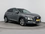Hyundai Kona 1.6 GDI HEV FASHION | OUTLETDEAL! | TREKHAAK | ALL SEASONS | NAVI | CAMERA | CRUISE | PRIVACY GLASS | DODEHOEK SPIEGELS | 16'' LM VELGEN | AUTOMAAT | HYBRID |