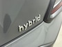 Hyundai Kona 1.6 GDI HEV FASHION | OUTLETDEAL! | TREKHAAK | ALL SEASONS | NAVI | CAMERA | CRUISE | PRIVACY GLASS | DODEHOEK SPIEGELS | 16'' LM VELGEN | AUTOMAAT | HYBRID |