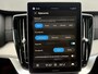 Volvo XC90 T8 Plug-in hybrid AWD Ultra Dark Exec. Ed. | Google | Long Range | Bowers & Wilkins Audio | Memory | Luchtvering | Stoelventilatie | Massage | Panoramadak | Gelamineerde Zijruiten Rondom | Nappa Lederen Bekleding | Zwarte Hemelbekleding | Keyless | Getint Glas | Stoel-/Stuurverwarming | Zitverlenging | Elek. Achterklep | 22" LM