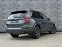 Volvo XC90 T8 Plug-in hybrid AWD Ultra Dark Exec. Ed. | Google | Long Range | Bowers & Wilkins Audio | Memory | Luchtvering | Stoelventilatie | Massage | Panoramadak | Gelamineerde Zijruiten Rondom | Nappa Lederen Bekleding | Zwarte Hemelbekleding | Keyless | Getint Glas | Stoel-/Stuurverwarming | Zitverlenging | Elek. Achterklep | 22" LM