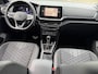 Volkswagen T-Cross 1.5 TSI 150pk DSG R-Line | Camera | Trekhaak | Navi | IQ light | Rijklaar incl. garantie