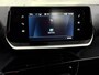 Peugeot 2008 1.2 PureTech Active Pack Apple carplay, Parkeersensoren, Stoelverwarming, Cruise control, Rijstrook correctie, Lichtmetalen velgen