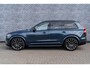 Volvo XC90 T8 Plug-in hybrid AWD Ultra Dark Exec. Ed. | Google | Long Range | Bowers & Wilkins Audio | Memory | Luchtvering | Stoelventilatie | Massage | Panoramadak | Gelamineerde Zijruiten Rondom | Nappa Lederen Bekleding | Zwarte Hemelbekleding | Keyless | Getint Glas | Stoel-/Stuurverwarming | Zitverlenging | Elek. Achterklep | 22" LM