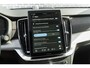 Volvo XC90 T8 Plug-in hybrid AWD Ultra Dark Exec. Ed. | Google | Long Range | Bowers & Wilkins Audio | Memory | Luchtvering | Stoelventilatie | Massage | Panoramadak | Gelamineerde Zijruiten Rondom | Nappa Lederen Bekleding | Zwarte Hemelbekleding | Keyless | Getint Glas | Stoel-/Stuurverwarming | Zitverlenging | Elek. Achterklep | 22" LM