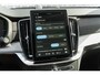 Volvo XC90 T8 Plug-in hybrid AWD Ultra Dark Exec. Ed. | Google | Long Range | Bowers & Wilkins Audio | Memory | Luchtvering | Stoelventilatie | Massage | Panoramadak | Gelamineerde Zijruiten Rondom | Nappa Lederen Bekleding | Zwarte Hemelbekleding | Keyless | Getint Glas | Stoel-/Stuurverwarming | Zitverlenging | Elek. Achterklep | 22" LM