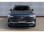 Volvo XC90 T8 Plug-in hybrid AWD Ultra Dark Exec. Ed. | Google | Long Range | Bowers & Wilkins Audio | Memory | Luchtvering | Stoelventilatie | Massage | Panoramadak | Gelamineerde Zijruiten Rondom | Nappa Lederen Bekleding | Zwarte Hemelbekleding | Keyless | Getint Glas | Stoel-/Stuurverwarming | Zitverlenging | Elek. Achterklep | 22" LM