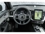 Volvo XC90 T8 Plug-in hybrid AWD Ultra Dark Exec. Ed. | Google | Long Range | Bowers & Wilkins Audio | Memory | Luchtvering | Stoelventilatie | Massage | Panoramadak | Gelamineerde Zijruiten Rondom | Nappa Lederen Bekleding | Zwarte Hemelbekleding | Keyless | Getint Glas | Stoel-/Stuurverwarming | Zitverlenging | Elek. Achterklep | 22" LM
