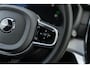Volvo XC90 T8 Plug-in hybrid AWD Ultra Dark Exec. Ed. | Google | Long Range | Bowers & Wilkins Audio | Memory | Luchtvering | Stoelventilatie | Massage | Panoramadak | Gelamineerde Zijruiten Rondom | Nappa Lederen Bekleding | Zwarte Hemelbekleding | Keyless | Getint Glas | Stoel-/Stuurverwarming | Zitverlenging | Elek. Achterklep | 22" LM