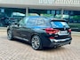 BMW X3 XDrive30e High Executive|M Pakket|Camera|HUD|Trekhaak|CarPlay|Zwart-Zwart