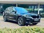 BMW X3 XDrive30e High Executive|M Pakket|Camera|HUD|Trekhaak|CarPlay|Zwart-Zwart