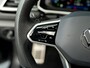 Volkswagen T-Roc 1.5 TSI R-Line Business+ | Pano | Afnb. Trekhaak | Keyless | Elk. A-klep | Side Assist | Camera | IQ Light | 19'' | Prijs Rijklaar!!