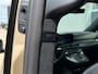 Mercedes-Benz V-klasse 300d Lang Exclusive AMG Pano, ACC, Apple Carplay, Elek Stoelen, Stoelverwarming, Stuurverwarming, 360° Cam