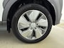 Hyundai Kona Electric EV PREMIUM 64 kWh | 3- FASE | NAVI | CLIMA | ADAPT. CRUISE | CAMERA | HUD | LEDER | STUUR- & STOELVERWARMING | WARMTEPOMP | PRIVACY GLASS | WLTP 481 KM! |