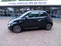 Fiat 500 1.0 Hybrid Dolcevita Elek.Schuifdak/Navi./Apple Car Play/Android/16'LMV/Climate Control/Parkeersensoren achter