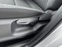 Toyota Yaris Cross 1.5 Hybrid 115 Dynamic | Dodehoek detectie | Stoel-/stuurverwarming | Apple Carplay / Android Auto | Parkeersensoren voor/achter | 17 inch