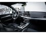 Audi Q5 55 TFSIe S-Line Competition BTW|B&O|RS-Zetels|ACC|HuD|Trekhaak|Winter-pakket|22''|Quantumgrijs|Dealeronderhouden