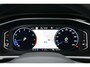 Volkswagen T-Roc 1.5 TSI R-Line 150PK Automaat | Navigatie | ACC | Stoelverwarming