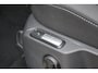 Volkswagen T-Roc 1.5 TSI R-Line 150PK Automaat | Navigatie | ACC | Stoelverwarming