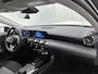 Mercedes-Benz A-klasse 180 Business Solution | Parkeerpakket met Camera | Stoelverwarming | LED | DAB | Cruise Controle | Inclusief 24 maanden Mercedes-Benz Certified garantie voor Europa.