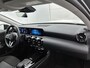 Mercedes-Benz A-klasse 180 Business Solution | Parkeerpakket met Camera | Stoelverwarming | LED | DAB | Cruise Controle | Inclusief 24 maanden Mercedes-Benz Certified garantie voor Europa.