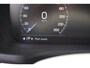 Volvo V60 Cross Country B5 250PK Automaat AWD Pro / Adaptive Cruise Control / Bowers & Wilkins / 360 Graden Camera / Elektrisch glazen schuif-kanteldak / Head-up Display / Nappa leer met stoelventilatie / Massagefunctie voorstoelen / Elektrisch verstelbare stoelen met geheugen / Stoelverw. / Stuurverw. / Trekhaak