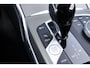 BMW 3-Serie Touring 330i xDrive High Executive M-pakket | Pano | HUD | 19" | Laser | Keyless | Hifi | Camera | DAB | Elektr. stoel + mem | Alarm kl.3 | Etc.