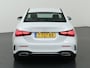 Mercedes-Benz A-klasse 180 AMG Line | Widescreen | Keyless | Stoelverwarming | Achteruitrijcamera |