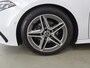 Mercedes-Benz A-klasse 180 AMG Line | Widescreen | Keyless | Stoelverwarming | Achteruitrijcamera |