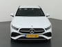 Mercedes-Benz A-klasse 180 AMG Line | Widescreen | Keyless | Stoelverwarming | Achteruitrijcamera |
