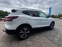 Nissan Qashqai 1.3 DIG-T 140 pk N-Connecta, panodak, trekhaak