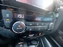 Nissan Qashqai 1.3 DIG-T 140 pk N-Connecta, panodak, trekhaak