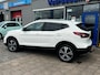 Nissan Qashqai 1.3 DIG-T 140 pk N-Connecta, panodak, trekhaak