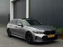 BMW 3-Serie Touring 330e M Pakket | Pano | Widescreen | Trekhaak