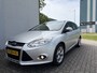 Ford Focus Wagon 1.0i EcoBoost Edition Plus 6-Bak 126 PK. Mooie en als nieuw rijdende auto !!! Distributieriem en waterpomp vervangen bij 239.000 KM in maart 2025 !!