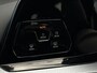 Volkswagen Golf 1.5 TSI 150pk Life | Navigatie | Trekhaak | Stoelverwarming |